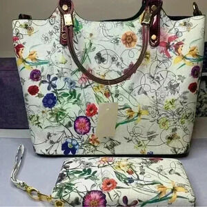 NWT Designer Inspired  Floral Handbag Matching Wallet.